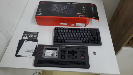 ASUS ROG AZOTH NX/RD SWITCH KABLOSUZQ TR K(OUTLET)