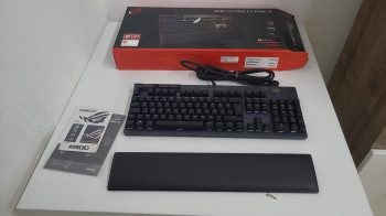 Asus ROG Strix Flare II ROG NX Red Switch RGB Mekanik Kablolu Gaming (Oyuncu) Klavye (OUTLET)