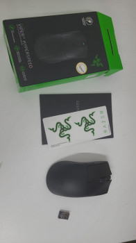 Razer Viper V3 Hyperspeed RZ01-04910100-R3M1 6 Tuş 30000 DPI Optik Gaming (Oyuncu) Mouse (OUTLET)