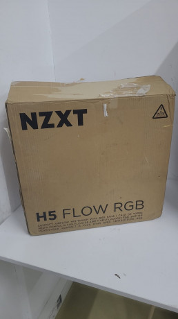 NZXT H Series H5 Flow RGB CC-H51FB-R1 Siyah ATX Mid Tower Gaming (Oyuncu) Kasa (OUTLET)