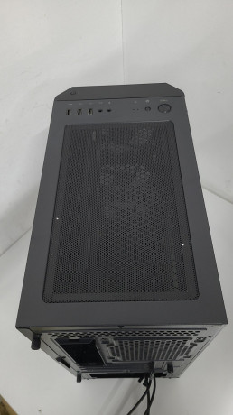 MAG FORGE M100A 4x 120mm ARGB mATX GAMING (OUTLET)